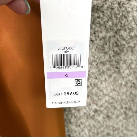 Calvin Klein Dress Pants Women’s 6 Almond Soft Suiting Cropped Straight Leg NWT - Picture 6 of 11